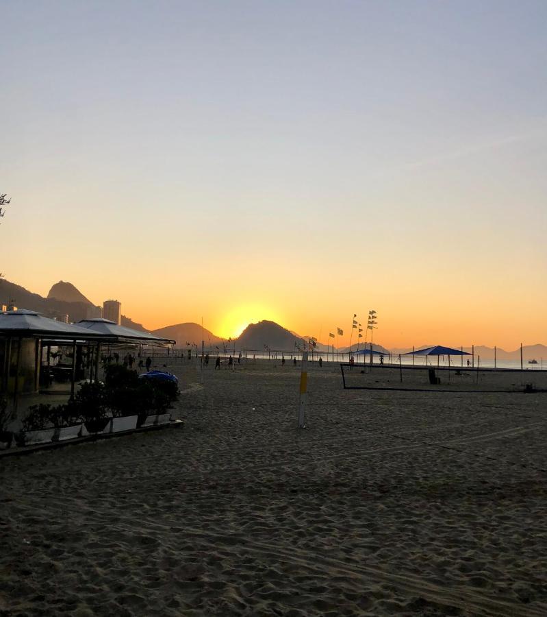 Copa Beach Home - Copacabana Posto 4 Quadra Da Praia Rio de Janeiro Ngoại thất bức ảnh