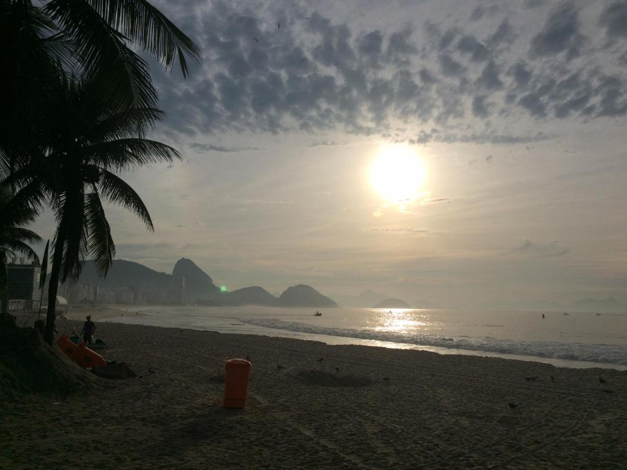 Copa Beach Home - Copacabana Posto 4 Quadra Da Praia Rio de Janeiro Ngoại thất bức ảnh