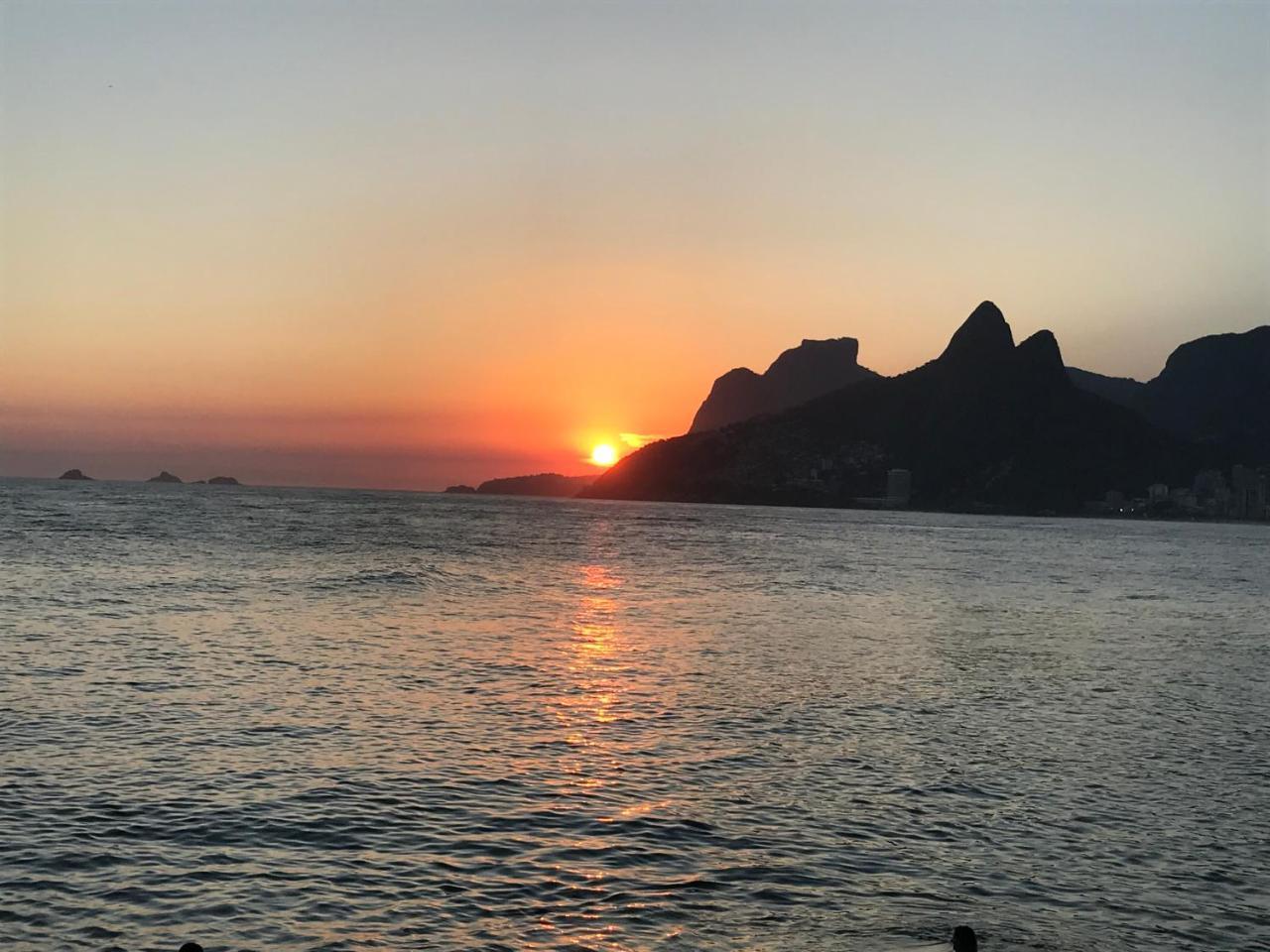 Copa Beach Home - Copacabana Posto 4 Quadra Da Praia Rio de Janeiro Ngoại thất bức ảnh