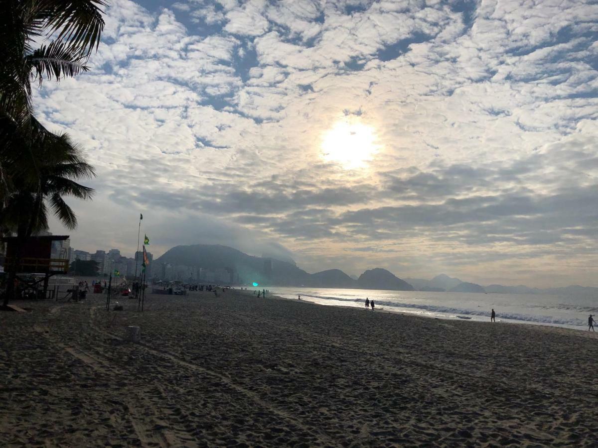 Copa Beach Home - Copacabana Posto 4 Quadra Da Praia Rio de Janeiro Ngoại thất bức ảnh